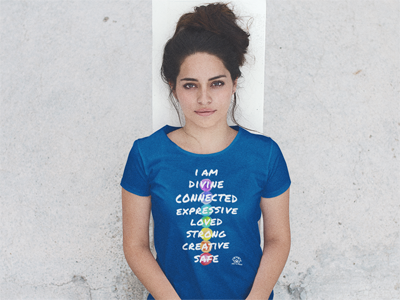 Women T-Shirt "I am Divine"